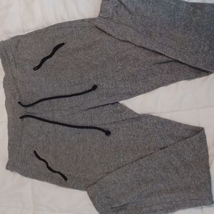 Sweats with zippered pockets